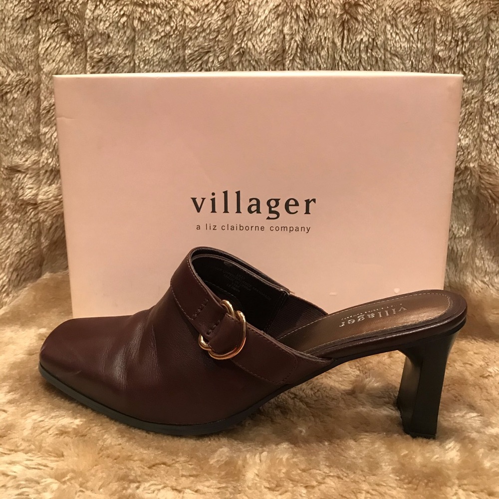 Size 11 - Brown mules
